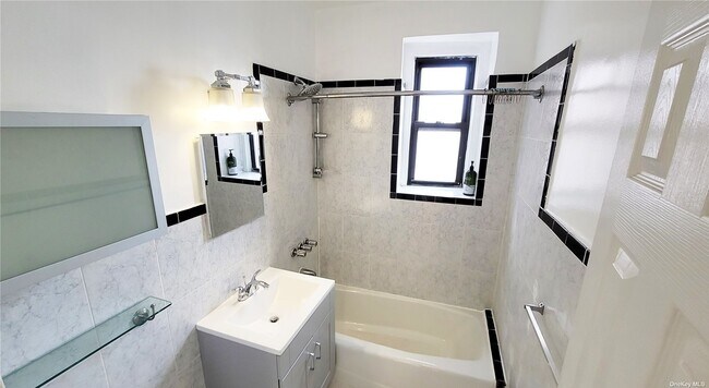 Foto del edificio - 62-64 Saunders St