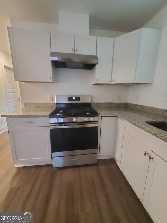 Foto del edificio - 1167 Mayland Cir SW