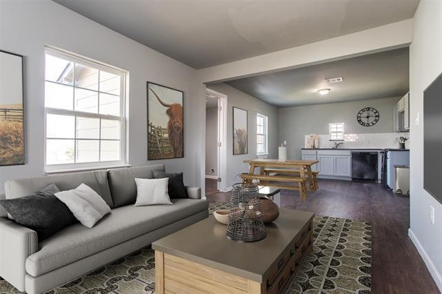 Foto principal - 300 S 3rd St