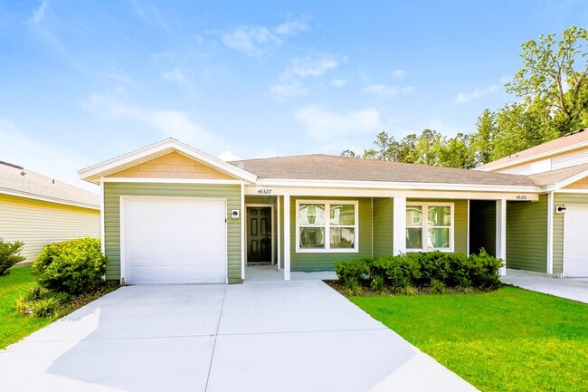 Building Photo - 45327 Red Brick Dr