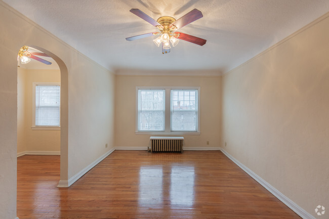 1BD 1BA 700 - 750 sq. ft. - Parkside