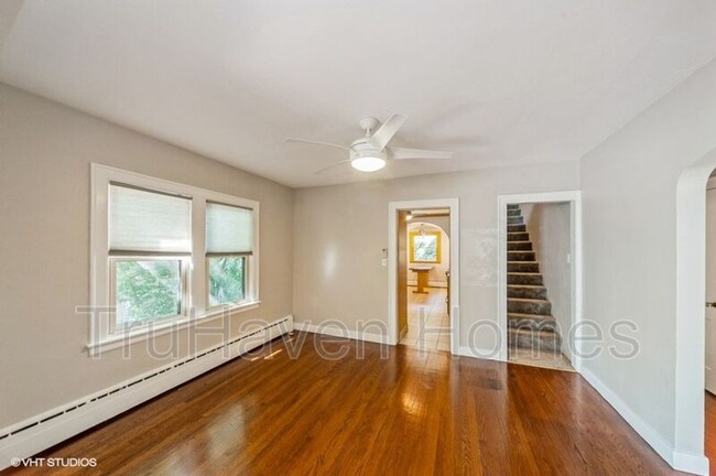 Foto del edificio - 1826 Sunset Rd