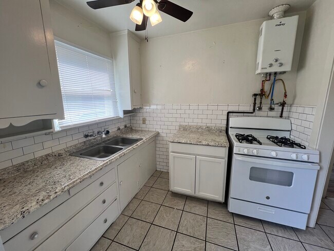 Foto del edificio - 2612 Canal St