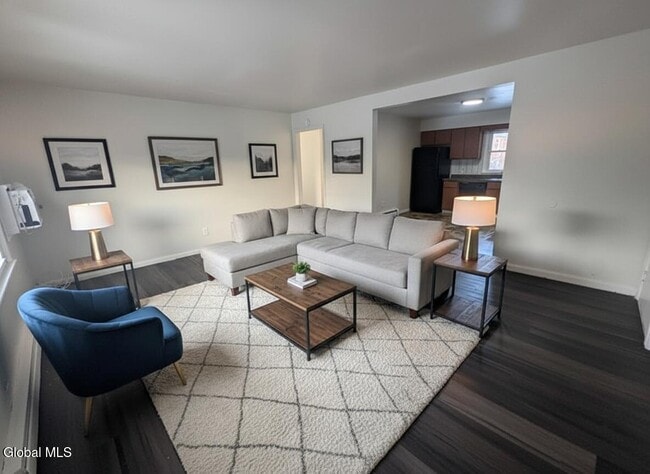 Building Photo - 11-21-21 Ashdown Rd