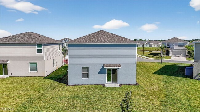 Foto del edificio - 19624 Fairhill Ct