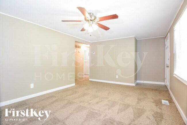 Foto del edificio - 2293 Maxville Ln