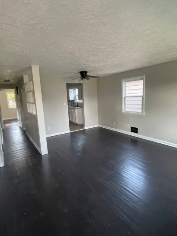 Photo - 1737 W Gaulbert Ave (Louisville, KY) Apartment