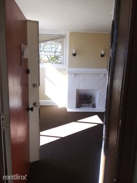 Foto del edificio - 4806 Liberty Heights Ave