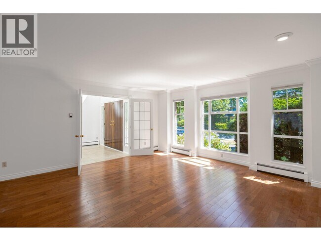 Building Photo - 3837 W 34th Ave
