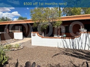 Building Photo - 457 S Paseo Quinta
