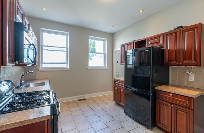 Foto del edificio - 1121 S 13th St