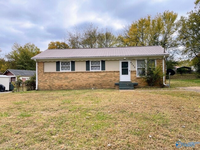 Foto del edificio - 4305 Barry St NW