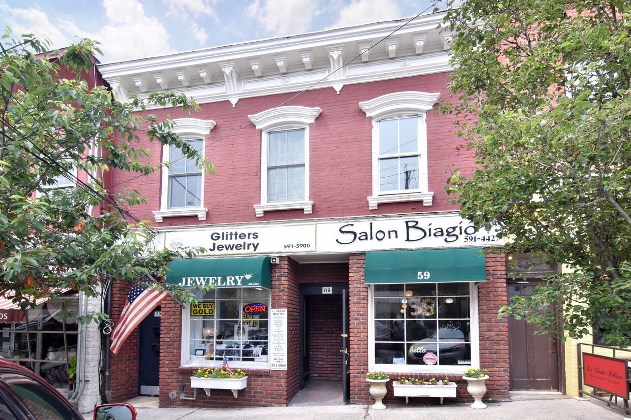 Classic Village building with apartments on the second floor - 59 Main St