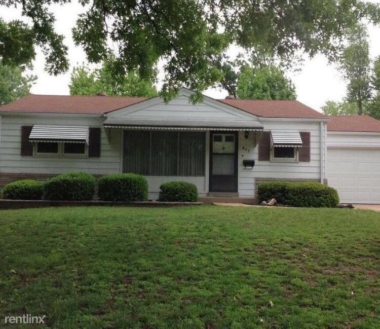 Foto principal - 3 br, 1 bath House - 827 Bella Ln