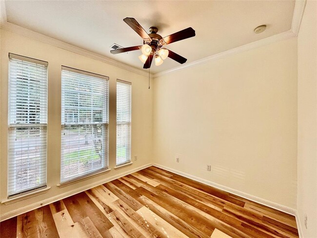 Building Photo - 5946 Turkey Creek