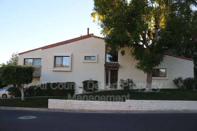 Foto del edificio - 45426 Driftwood Dr