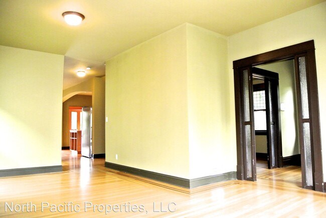 Foto del edificio - 2 br, 3 bath House - 955 NW 63rd St.