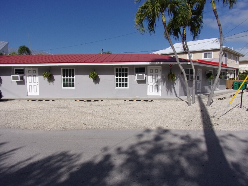 101 Caloosa St Unit 3, Tavernier, FL 33070 Room for Rent in Tavernier