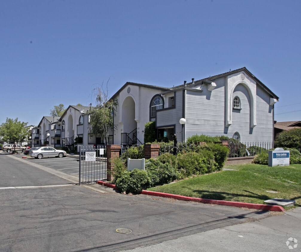Building Photo - Wyda Gardens Apartments