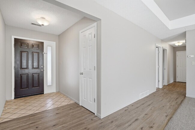 Building Photo - 5561 Waterfront Dr N