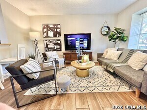 Foto del edificio - 10254 Dover Rd