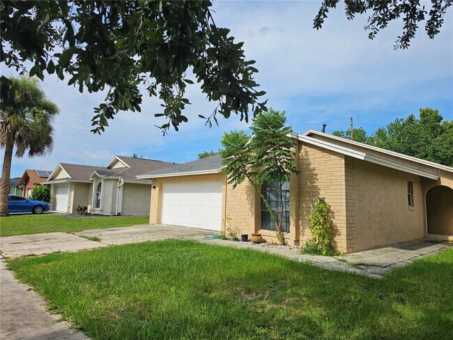 Building Photo - 12623 Majorama Dr