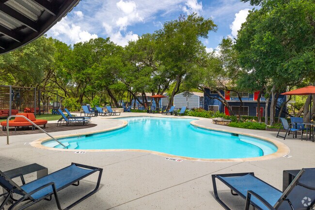 Piscina - The Social SMTX®
