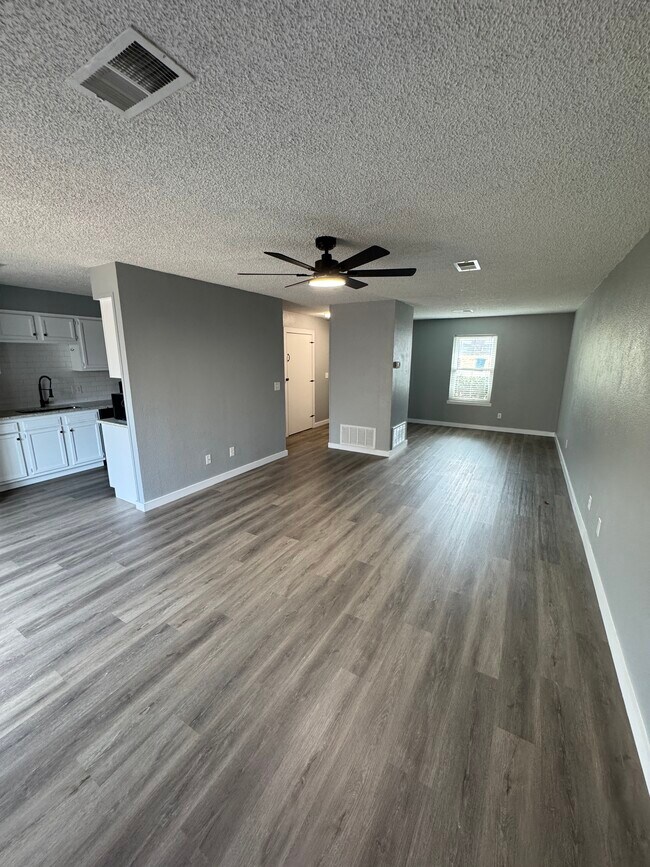 Sala de estar - 1723 W Washington St