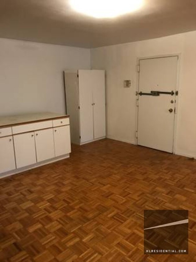 Foto del edificio - 8640 55th Ave