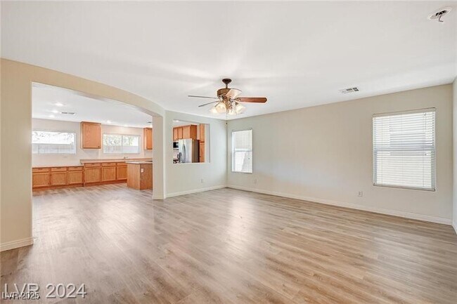 Building Photo - 11540 Kindsland St