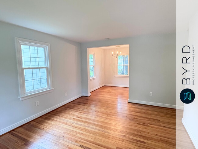 Foto del edificio - 6504 Hanover Ave