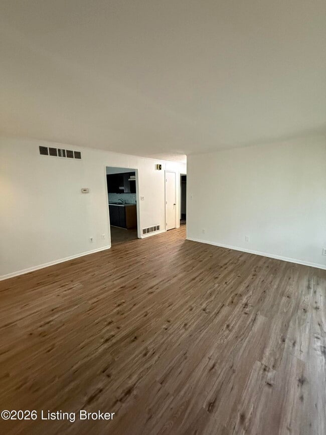 Foto del edificio - 4206 Dover Rd