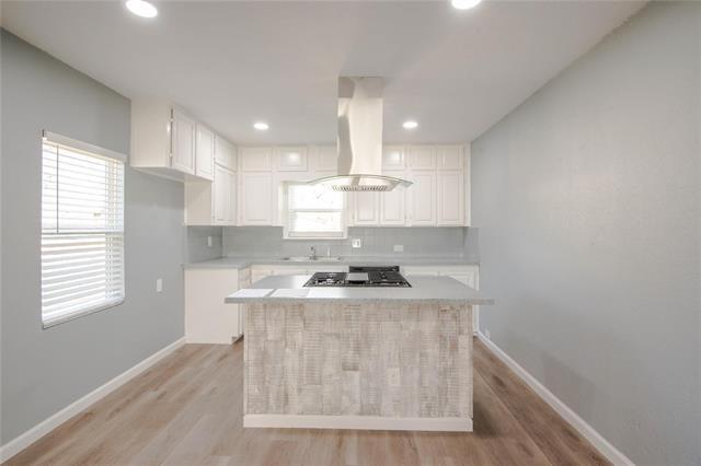 Building Photo - 540 Hensley Dr
