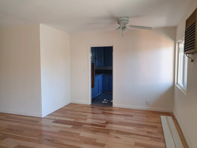 Dining Area - 1627 Manning Ave