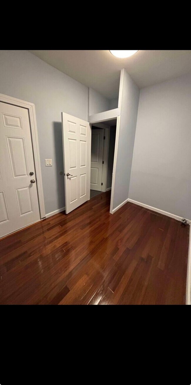 Foto del edificio - 36 E 16th St