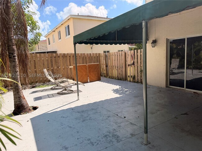 Foto del edificio - 18674 SW 100th Ave