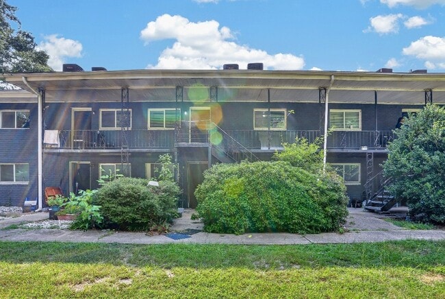 Building Photo - 609 Allen Dr