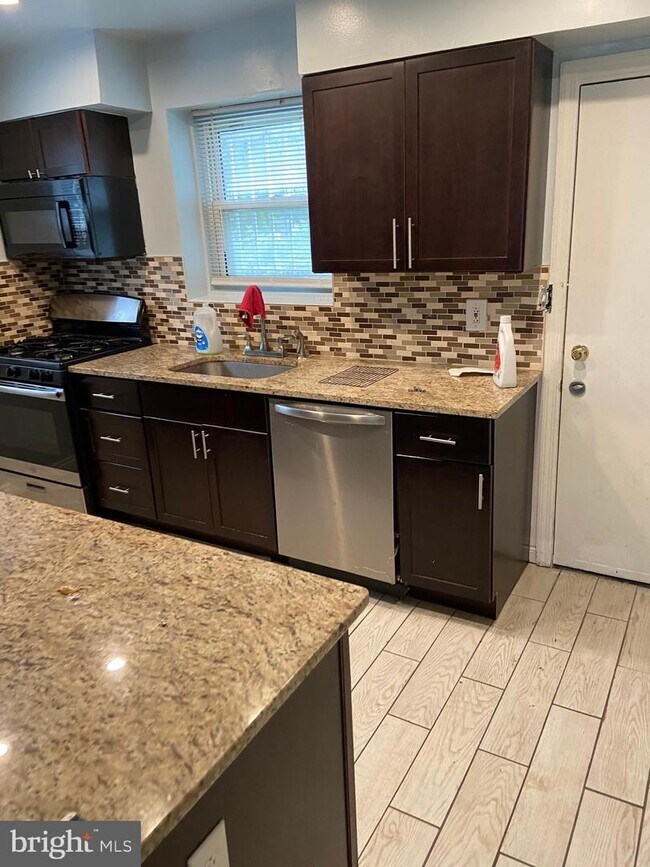 Foto del edificio - 2218 Houston St