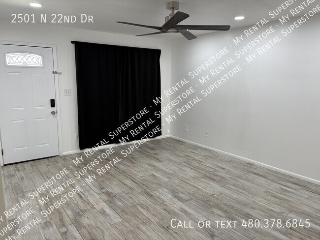 Foto del edificio - 2501 N 22nd Dr