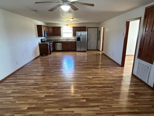 Foto del edificio - 18717 Kokomo Ln