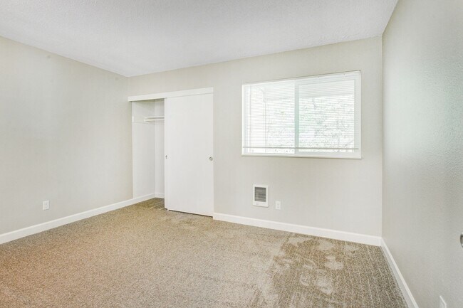 Foto del interior - Oak Grove Terraces