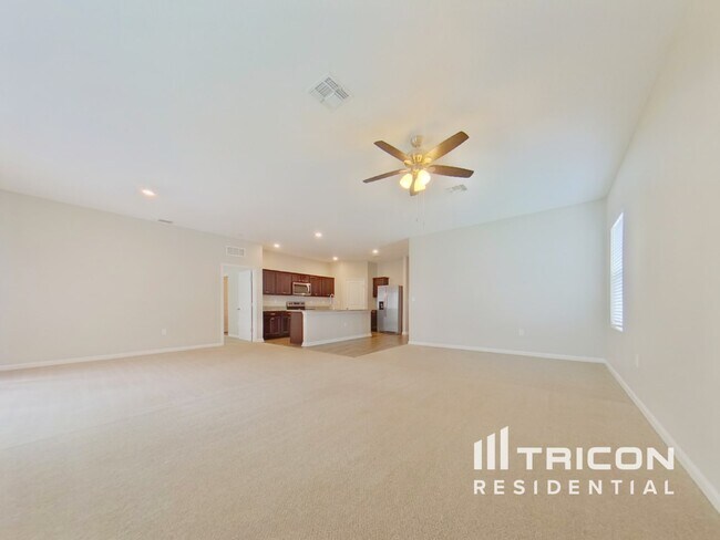 Foto del edificio - 16442 Blooming Cherry Dr
