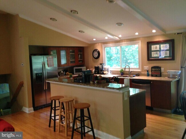 Building Photo - 2509 Foxcroft Way
