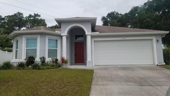 Building Photo - 37146 HIGHLAND BLUFF CIR