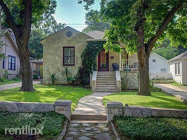 Primary Photo - 2104 Kenwood Ave