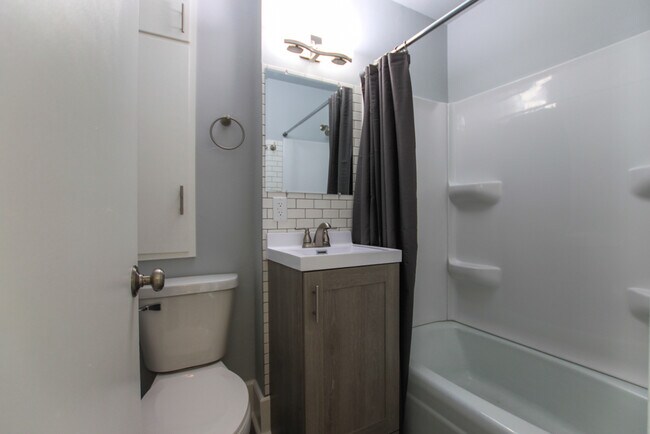 Foto del edificio - 2809 Water St