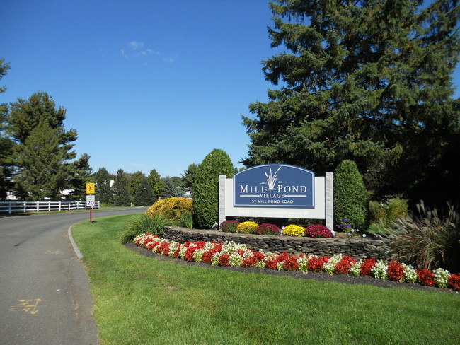 Entrance - Mill Pond Village