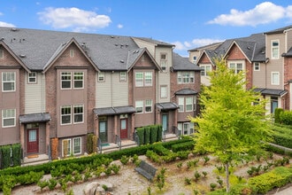 Building Photo - 1363 Chelsea Walk NE