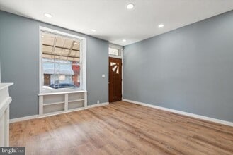 Building Photo - 2523 W Montgomery Ave
