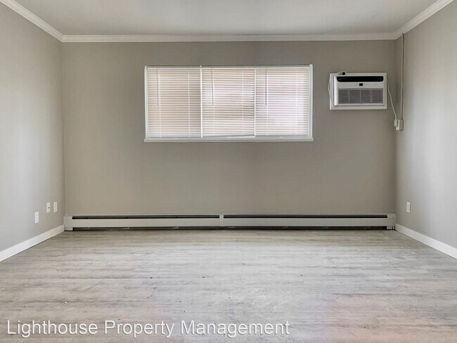 Foto del edificio - 2736-2742 44th St SE